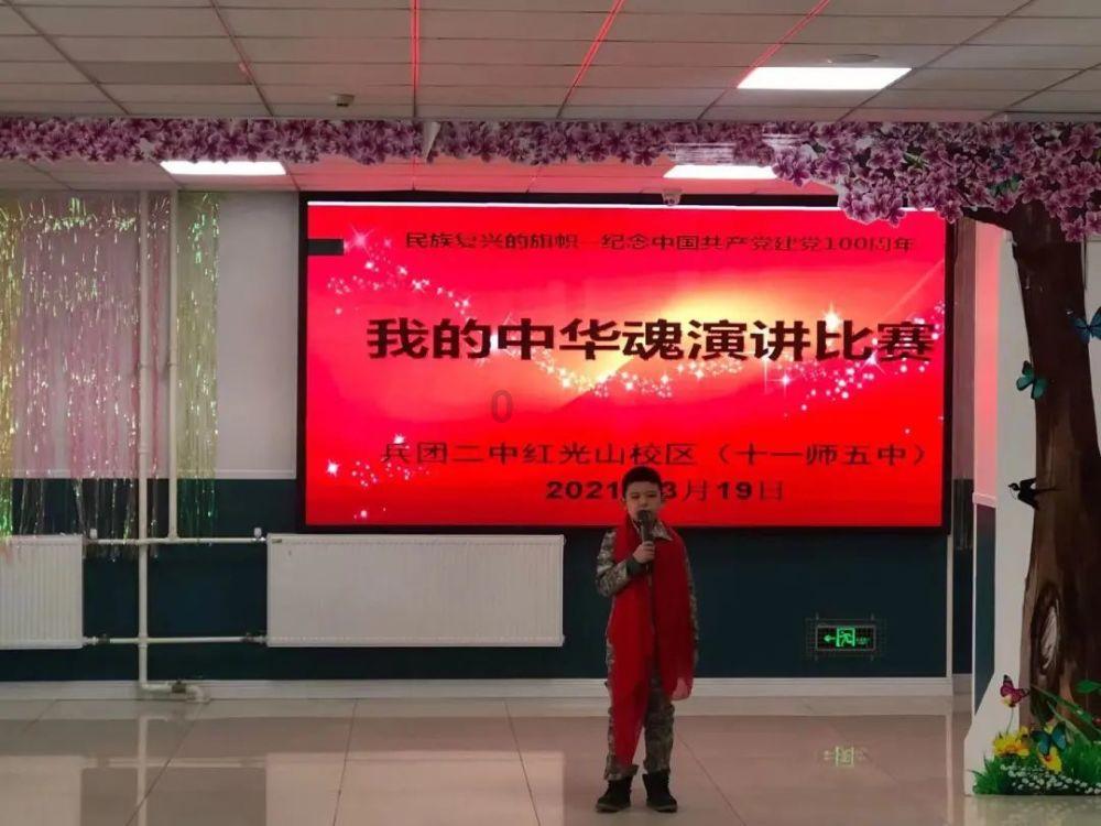 小猫钓鱼游戏龙王版有船